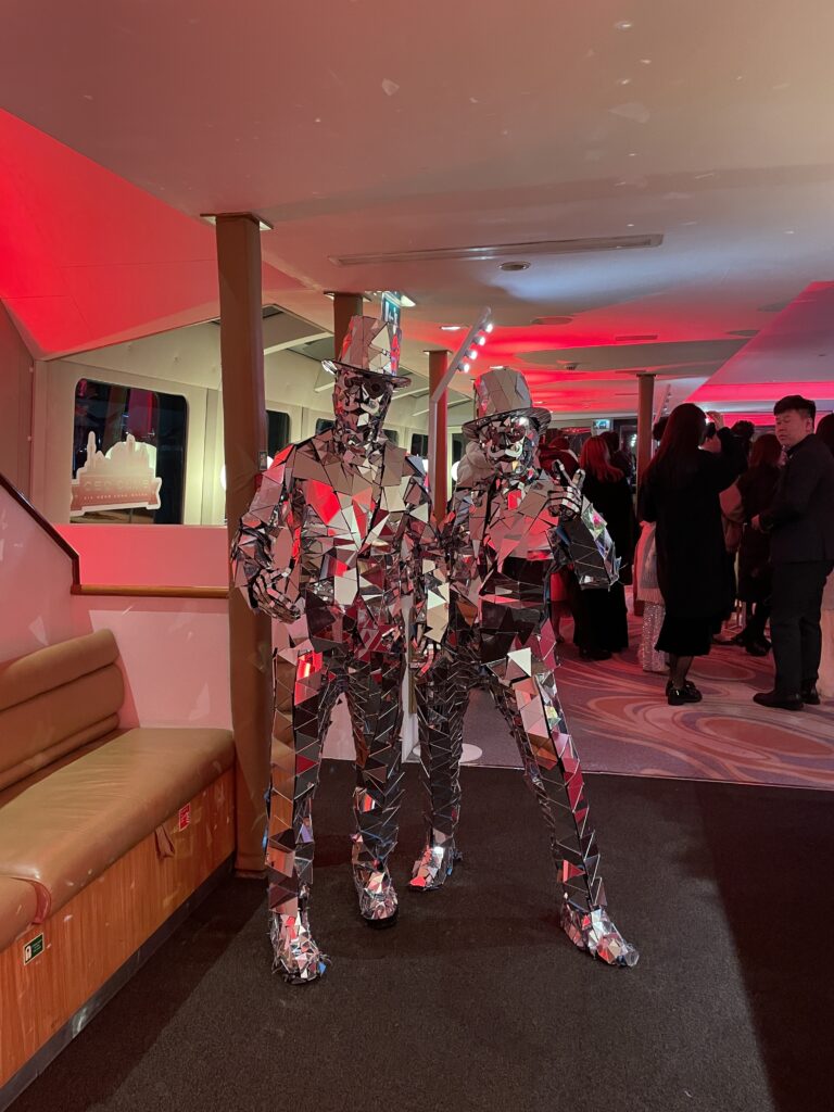 Mirron man perforning in London on the Silver Sturgeon